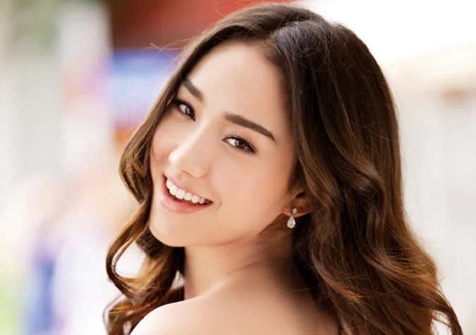Chăm sóc răng miệng và hãy luôn mỉm cười giúp bạn xinh đẹp hơn