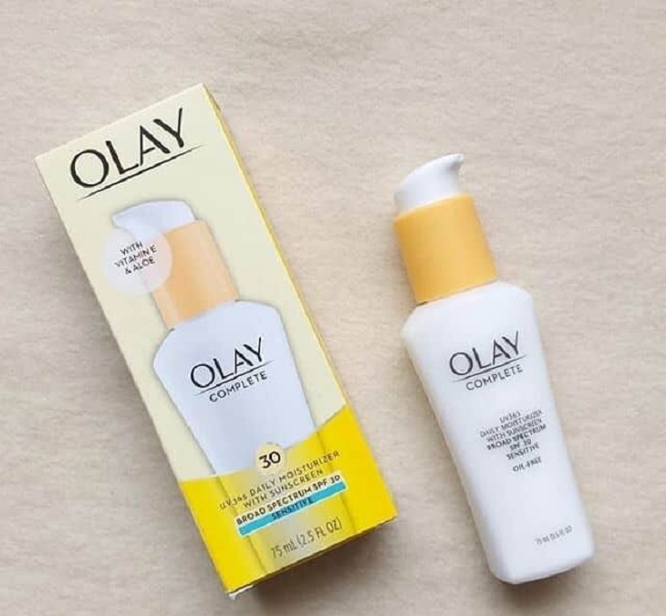 Kem chống nắng Olay Complete Daily Defense All Day Moisturizer SPF 30