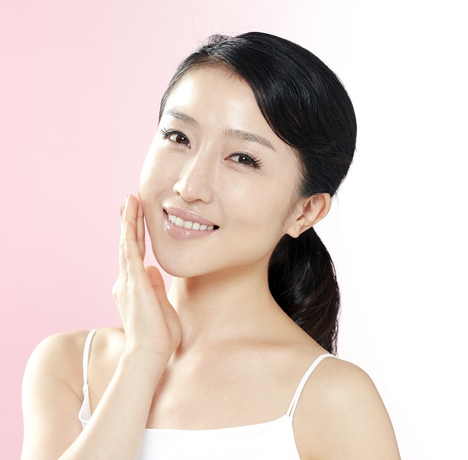 Các bước rửa mặt của phụ nữ Nhật: 10 phút có ngay làn da láng mịn