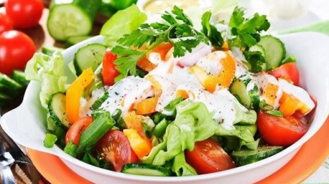 Salad rau củ sốt mayonnaise 