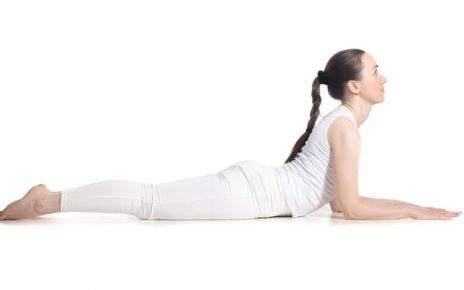 6 bài tập yoga tăng vòng 1 căng tròn khỏi cần phẫu thuật thẩm mỹ