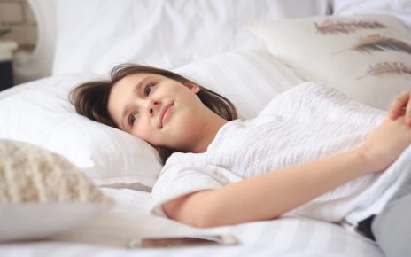 7 lý do để bạn nằm ngửa khi ngủ: Phòng đau đầu, giảm mụn, nghẹt mũi