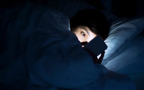 10 tác hại của việc thức khuya bạn nên biết để tránh càng sớm càng tốt
