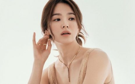 6 bí quyết 'hack tuổi' của Song Hye Kyo: Ăn đậu phụ, đắp mặt nạ giấy