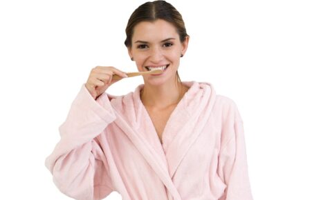 9 lý do bất ngờ bạn không nên xem thường việc vệ sinh răng miệng