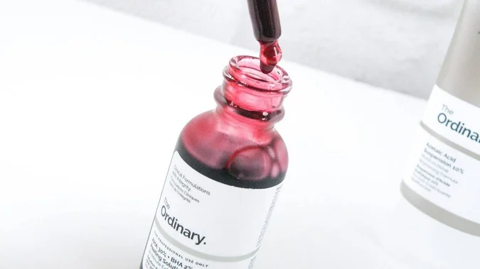 Cách dùng The Ordinary AHA 30% + BHA 2% Peeling Solution